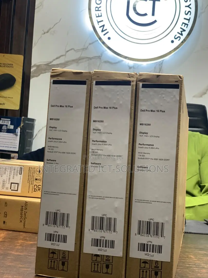 New Laptop Dell 64GB Intel Core Ultra 9 SSD 1T