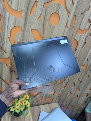 Laptop MSI Cyborg 15 16GB AMD Ryzen 5 SSD 512GB