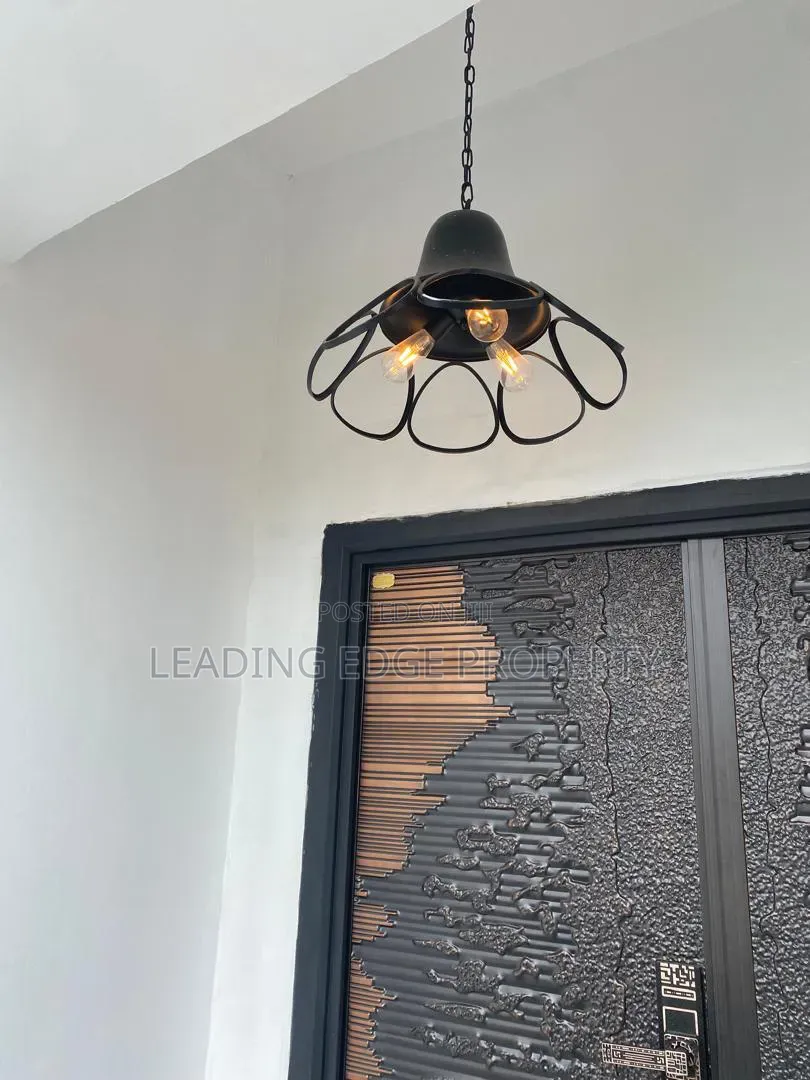 Luxury Detached Duplex