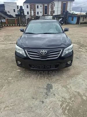 Toyota Camry XLE V6 4dr Sedan (3.5L 6cyl 6AM) 2010 Black
