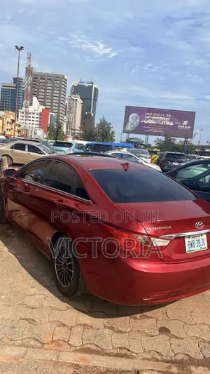 Hyundai Sonata 2012 Maroon