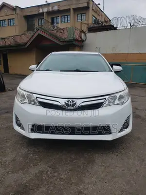 Toyota Camry 2014 White