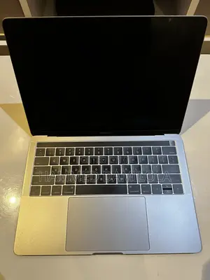 Laptop Apple MacBook Pro 2017 16GB Intel Core i5 SSD 256GB