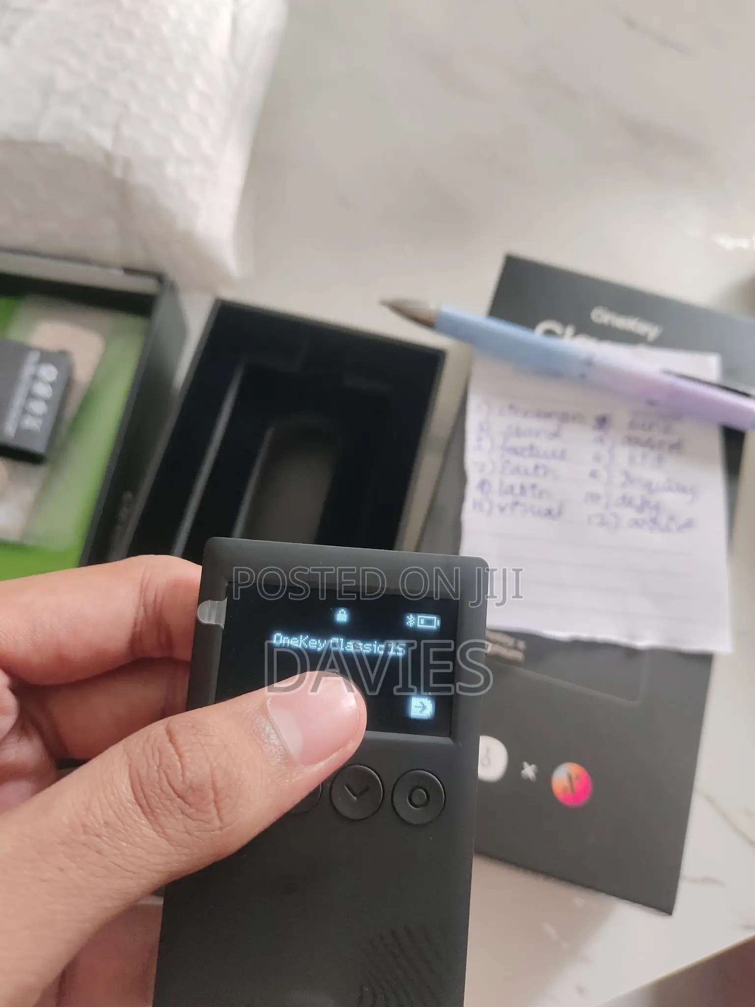 OneKey Classic 1S Crypto Hardware Wallet