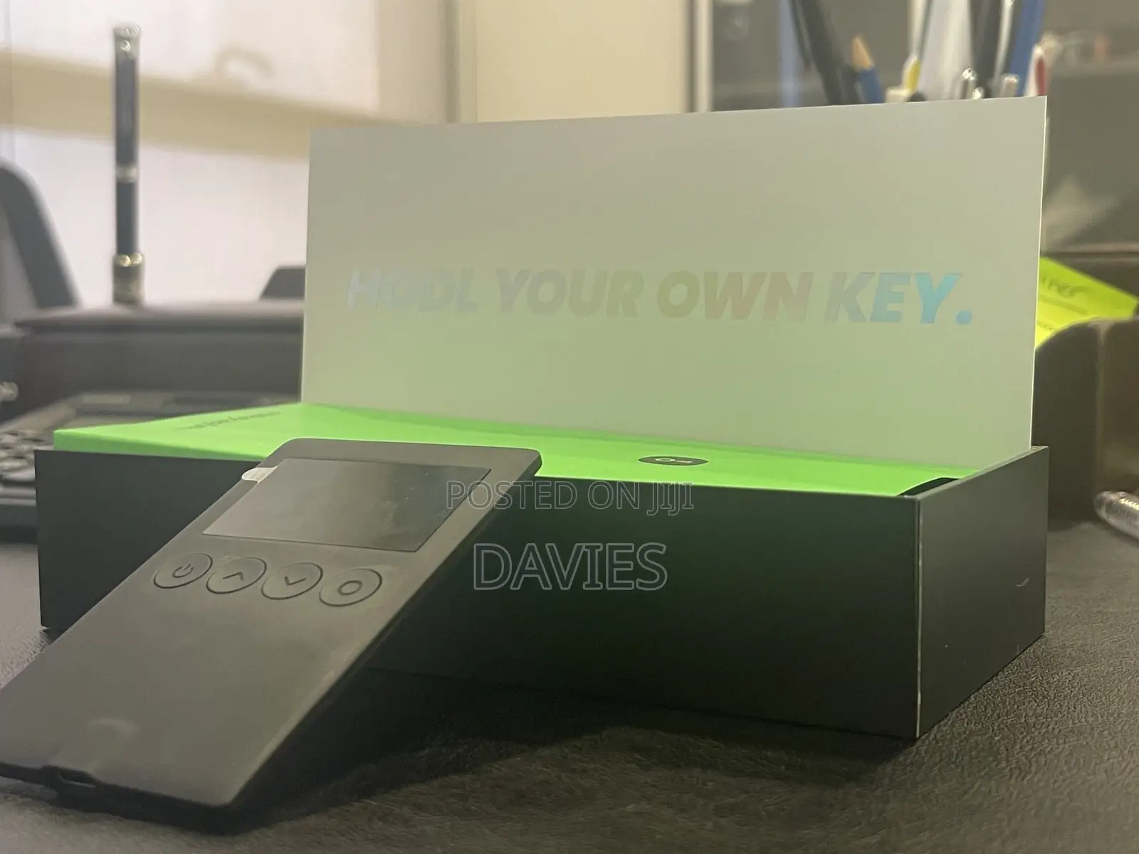OneKey Classic 1S Crypto Hardware Wallet