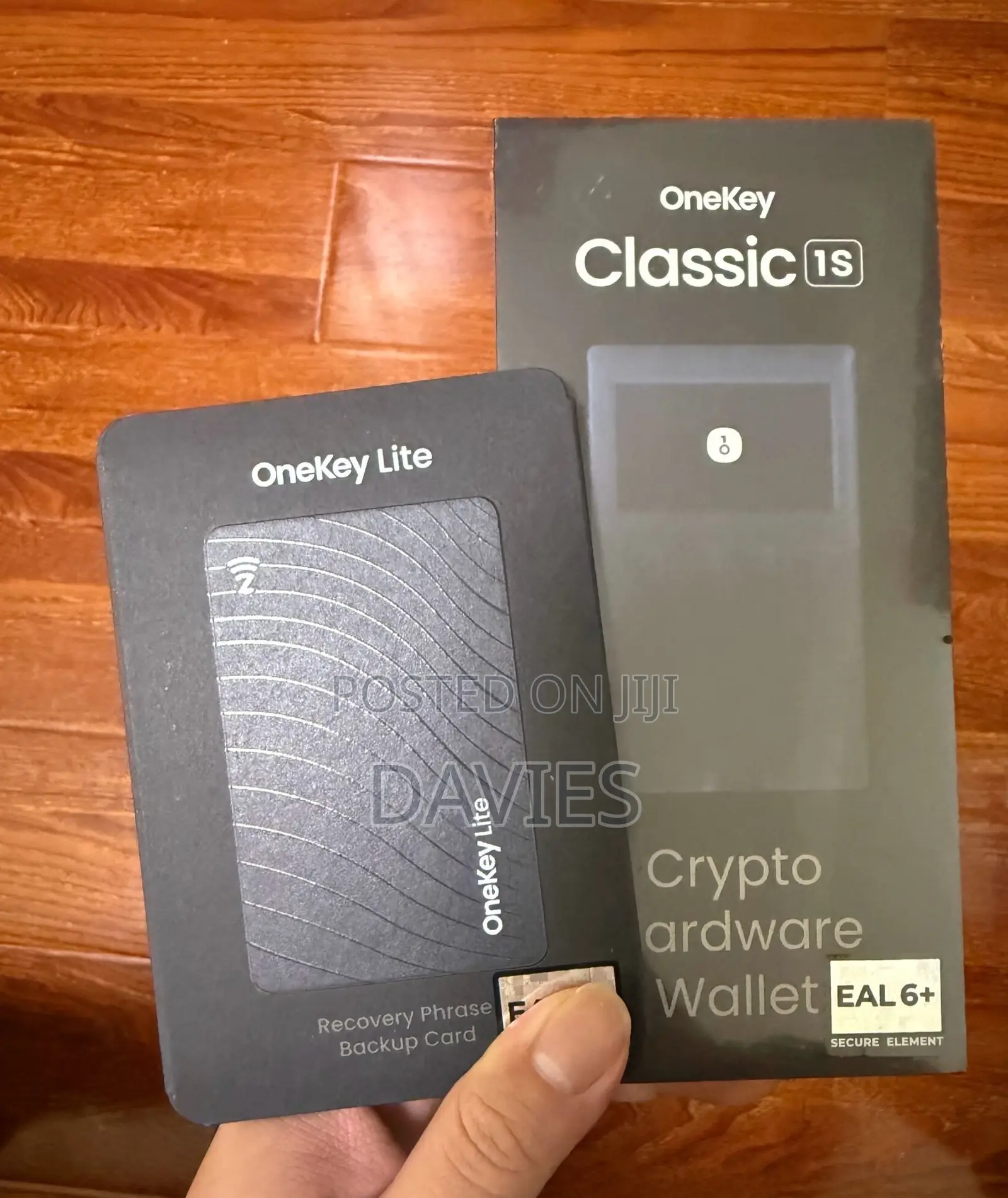 OneKey Classic 1S Crypto Hardware Wallet