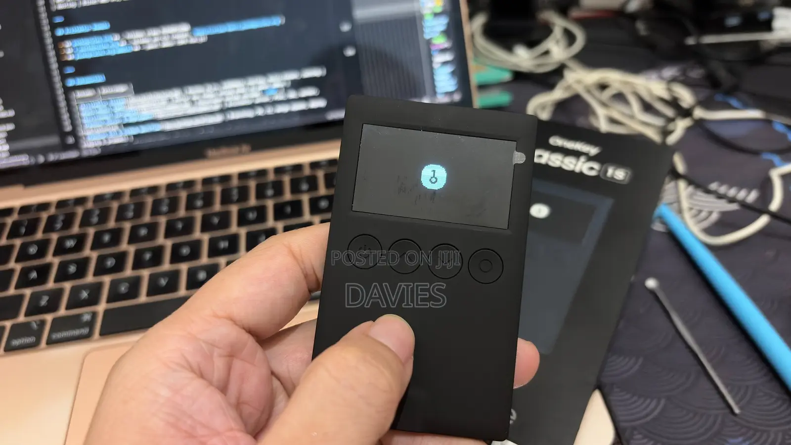 OneKey Classic 1S Crypto Hardware Wallet