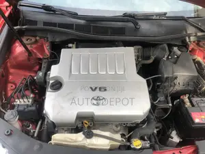 Toyota Camry XLE V6 4dr Sedan (3.5L 6cyl 6A) 2012 Red