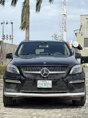 Mercedes-Benz M Class ML350 4MATIC 4dr SUV AWD (3.5L 6cyl 7A) 2014