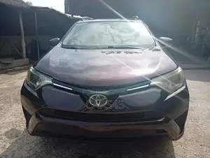 Toyota RAV4 2017 Burgandy