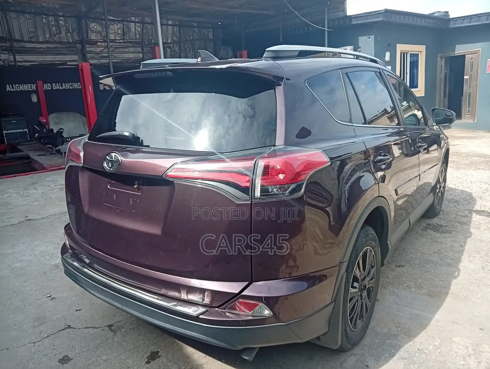 Toyota RAV4 2017 Burgandy