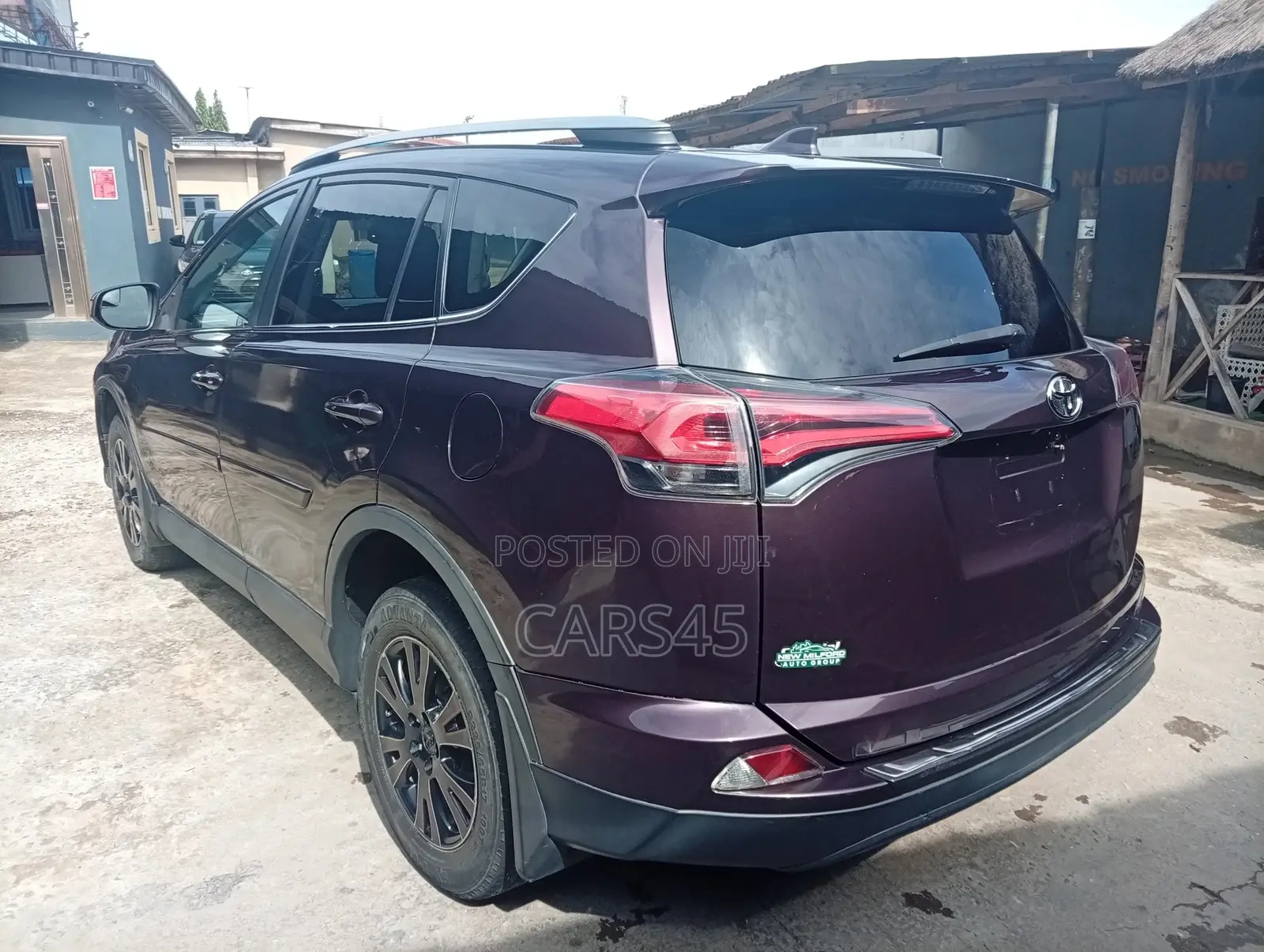Toyota RAV4 2017 Burgandy