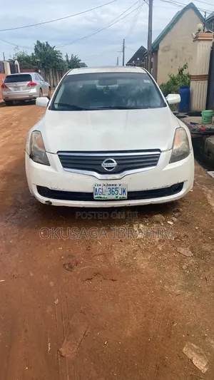 Nissan Altima 2.5 S 2008 White
