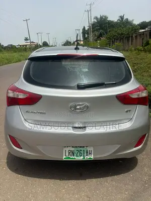 Hyundai Elantra 2015 Silver