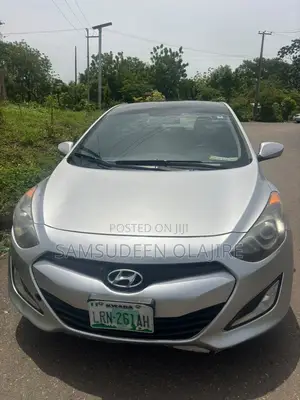 Hyundai Elantra 2015 Silver