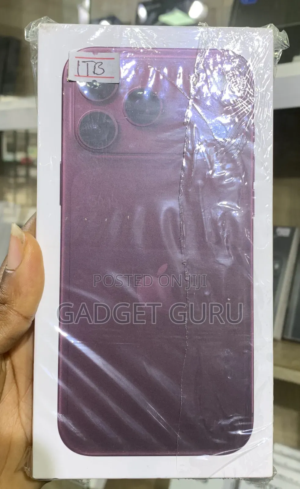 New Apple iPhone 18 Pro Max 1 TB Red
