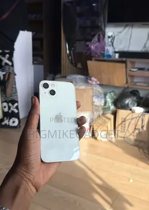 Apple iPhone 13 128 GB White