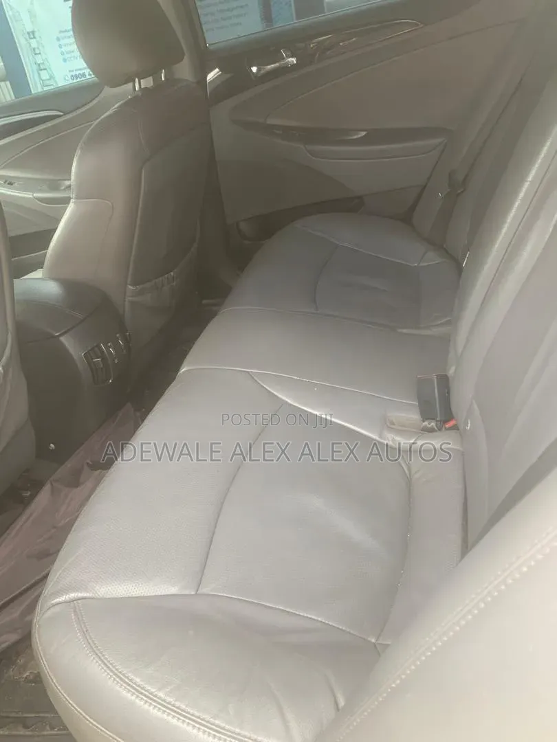 Hyundai Sonata 2012 Silver