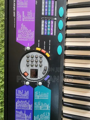 Yamaha PSR 185