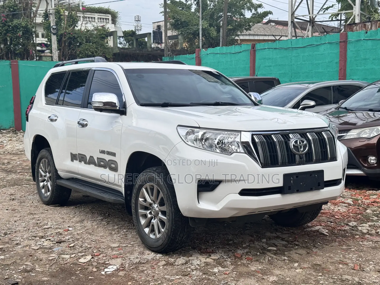 Toyota Land Cruiser Prado 2019 White