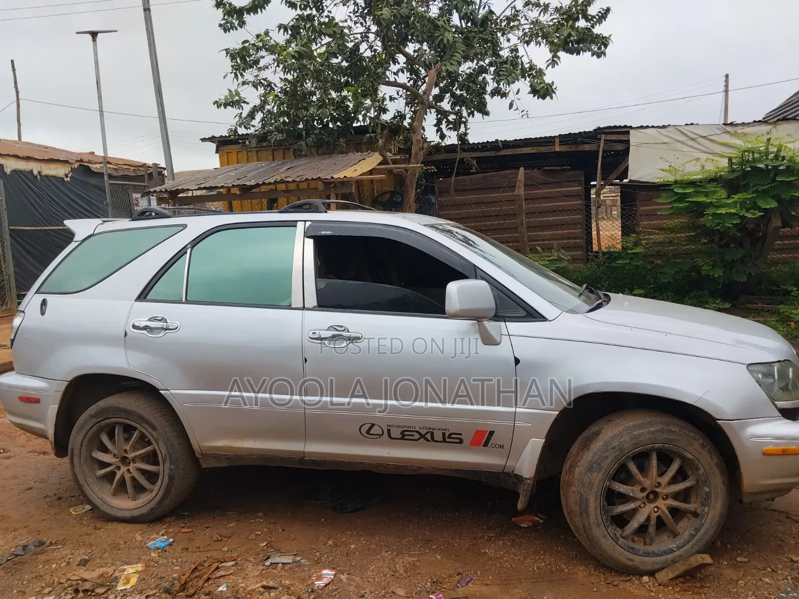 Lexus RX 2000 White