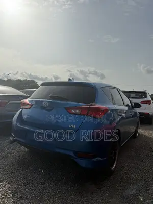 Toyota Corolla 2016 Blue