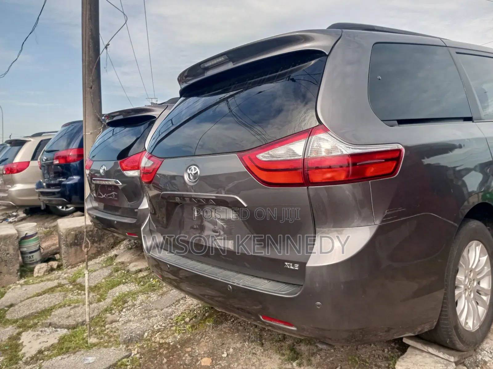 Toyota Sienna 2017 Silver