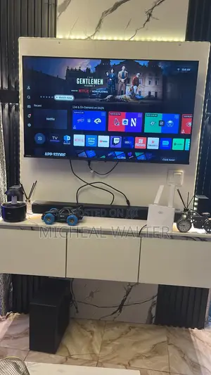 Neatly Used Hissense 43 Inches TV