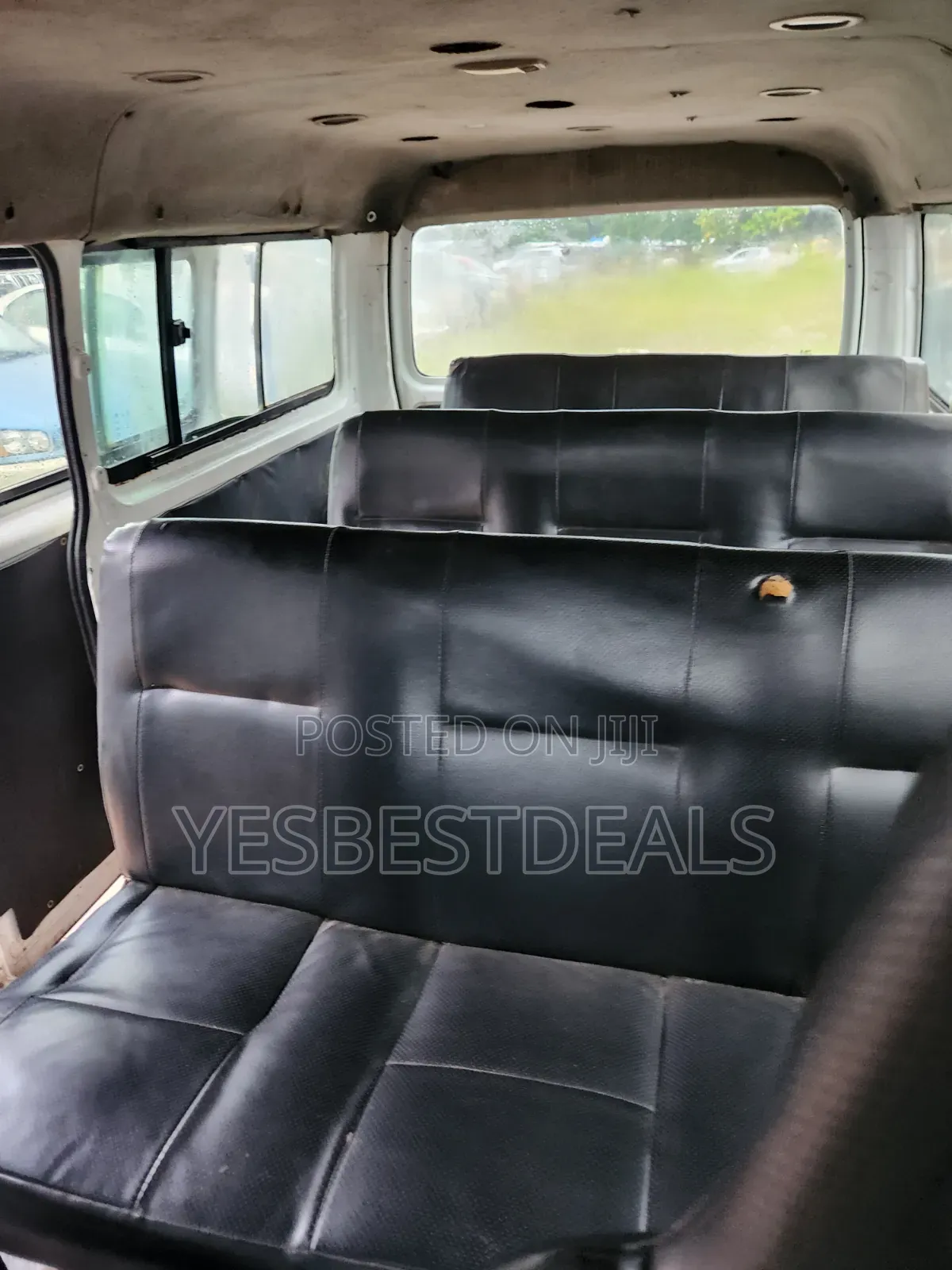Toyota HiAce 2013 White