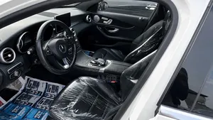 Mercedes-Benz C400 2018 White