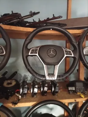 2013/2015 Mercedes Benz GLK, C300, GLA, CLA Steering Wheel