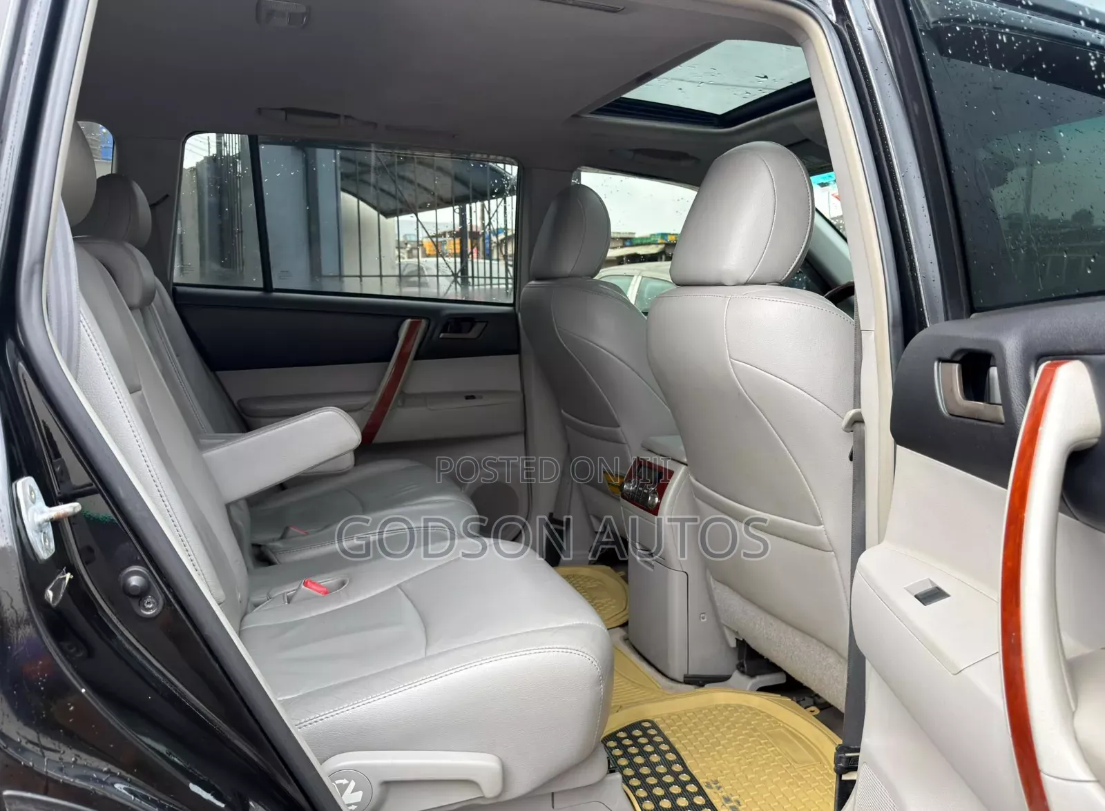 Toyota Highlander 2010 Black
