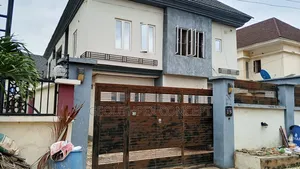 3bdrm Duplex in A3 Estate, Bodija for rent