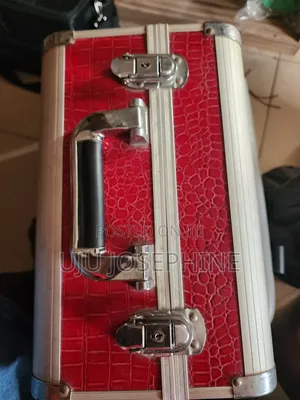 Make Up Box