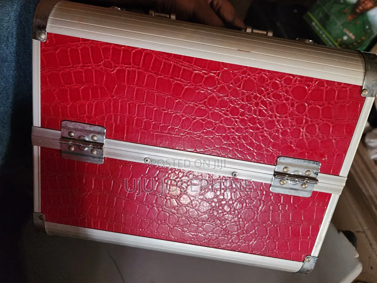 Make Up Box