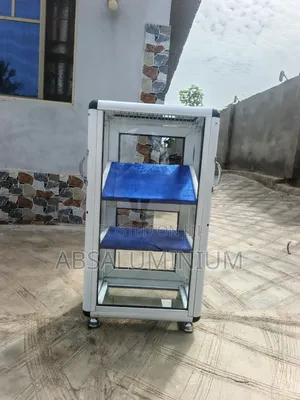 Aluminium Show Glass