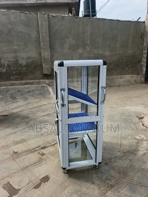 Aluminium Show Glass