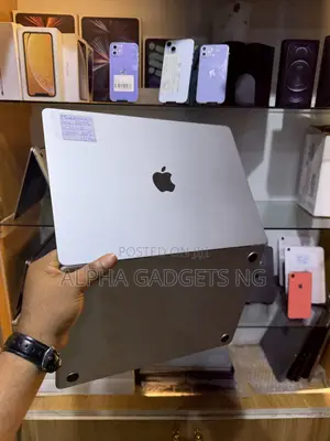 Laptop Apple MacBook Air 2026 M5 16GB Apple M5 SSD 512GB