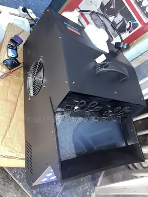 Smoke and Bubble Machine