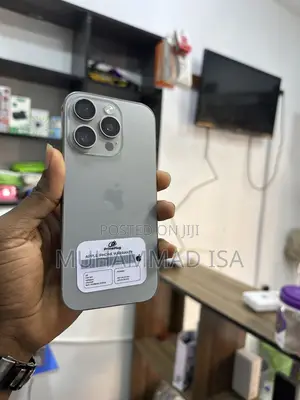 Apple iPhone 16 Pro 128 GB Silver