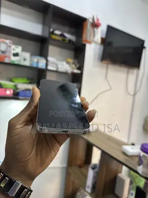 Apple iPhone 16 Pro 128 GB Silver