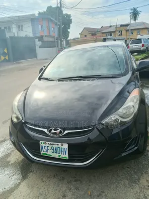 Hyundai Elantra SE 4dr Sedan (1.8L 4cyl 6M) 2014 Gray
