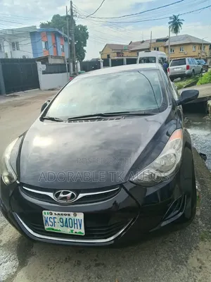 Hyundai Elantra SE 4dr Sedan (1.8L 4cyl 6M) 2014 Gray