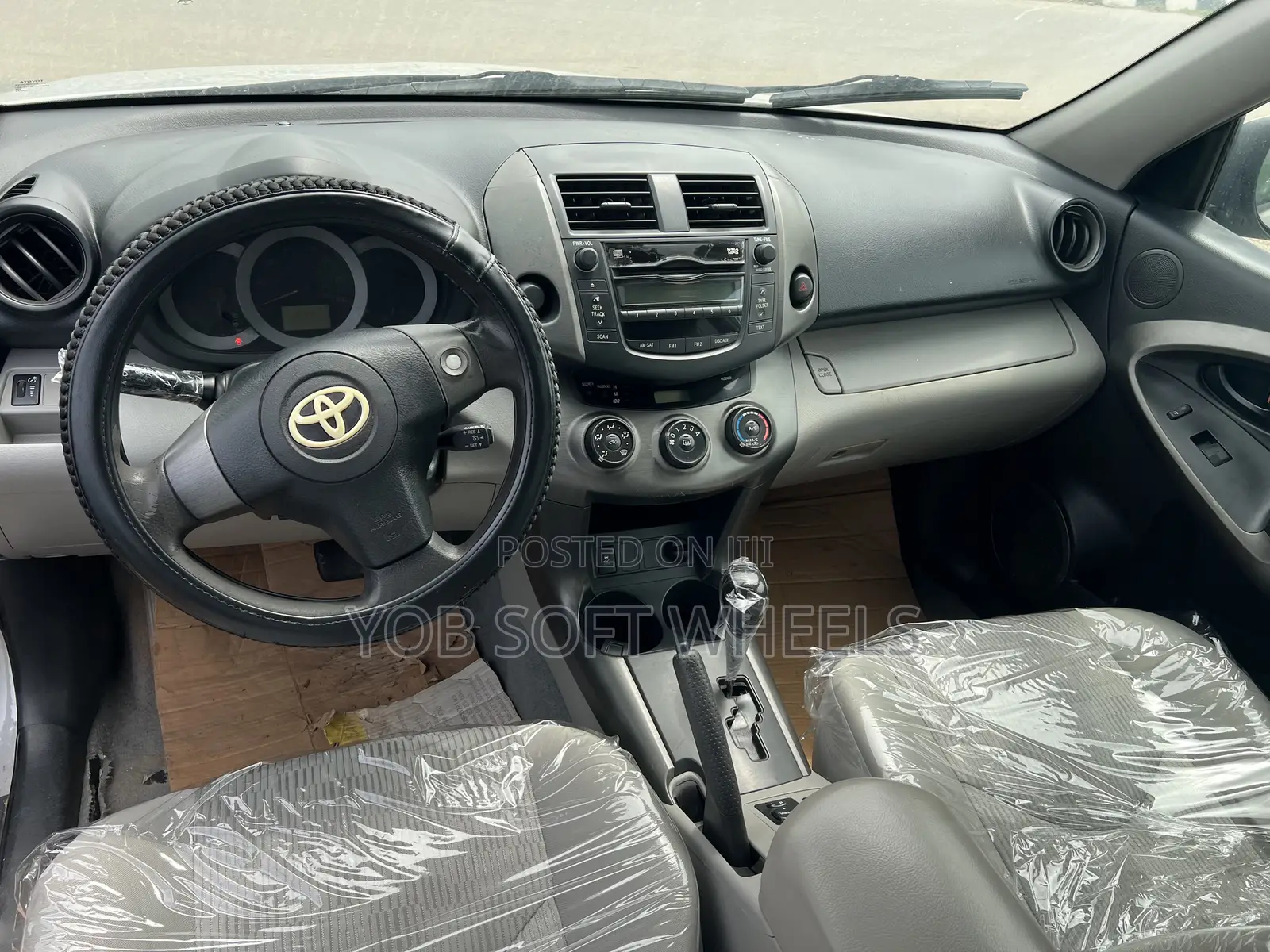 Toyota RAV4 2010 Silver