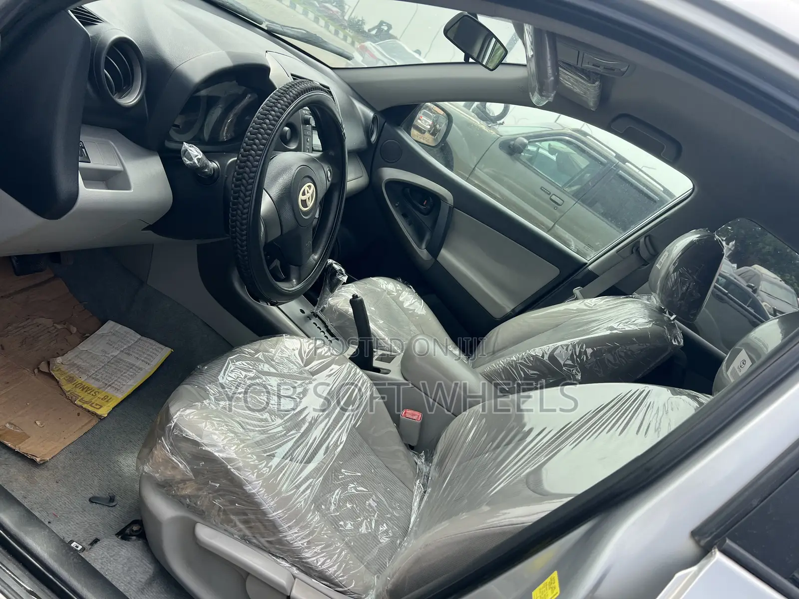 Toyota RAV4 2010 Silver