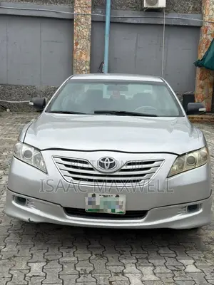 Toyota Camry SE V6 4dr Sedan (3.5L 6cyl 6AM) 2007 Silver