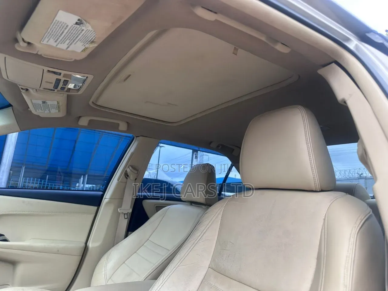 Toyota Avalon 2015