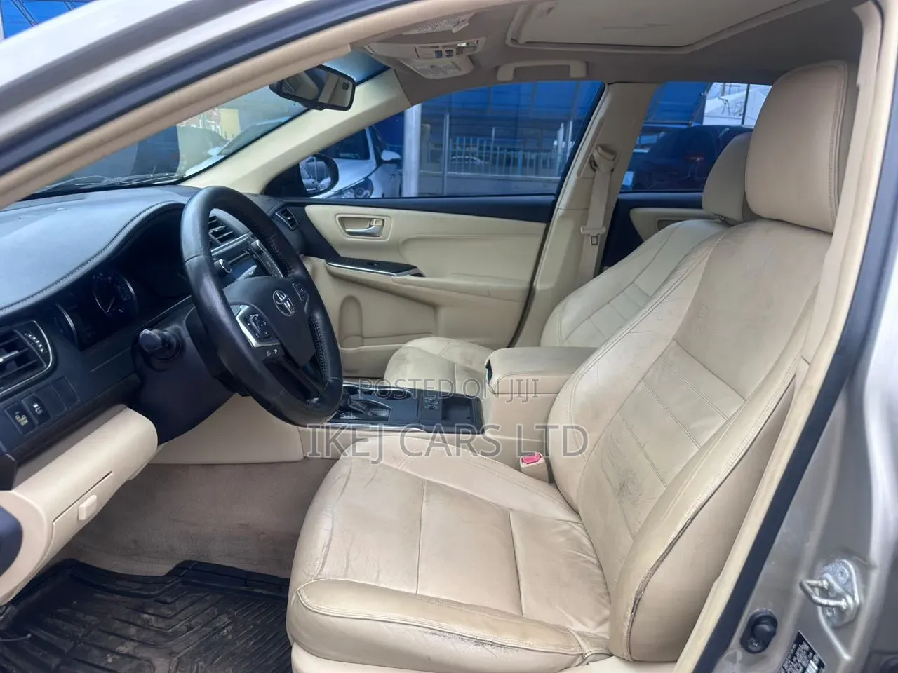 Toyota Avalon 2015