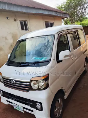 Daihatsu Hijet 2012 White