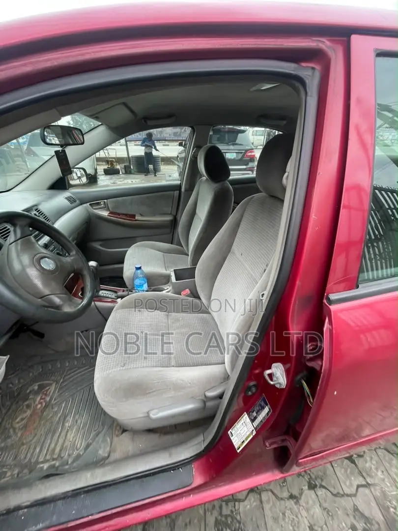 Toyota Corolla 2005 Red